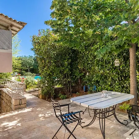 Tria Luxury Residences Stoupa Exterior photo