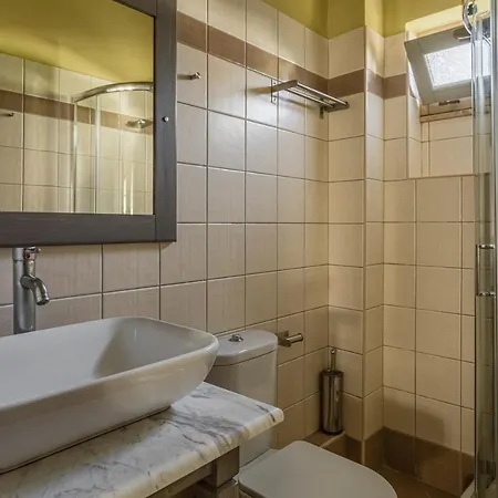 Tria Luxury Residences Stoupa Exterior photo